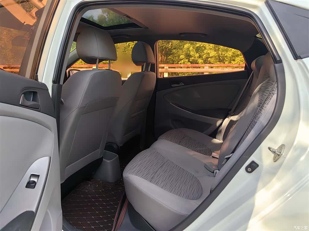 Hyundai GLS, 2017 24