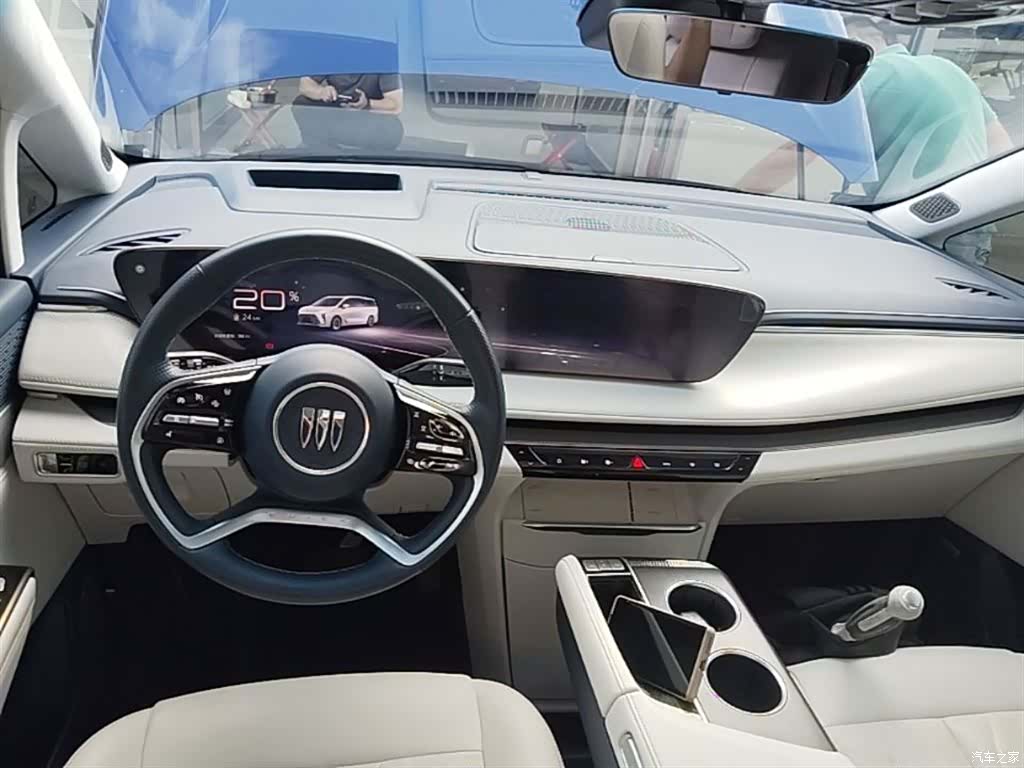 Buick GL8, 2024 10
