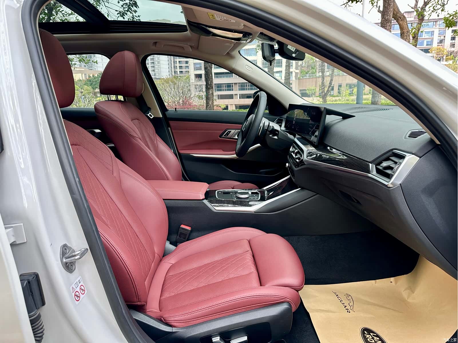BMW 3 Series, 2023 14