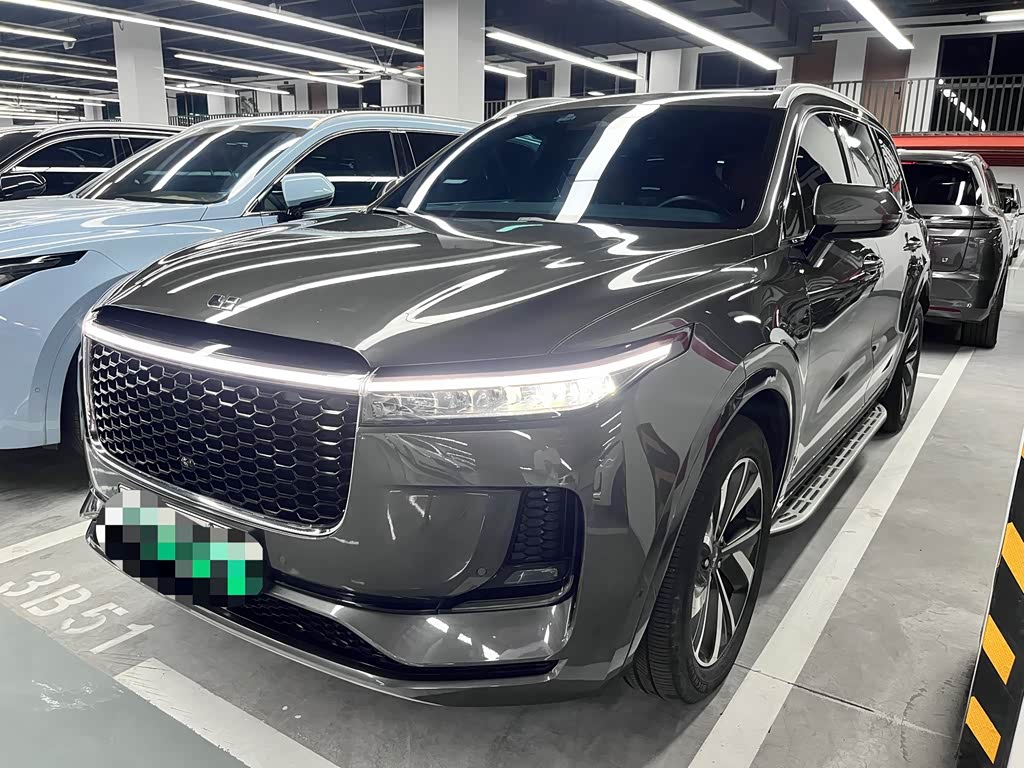 Li Auto ONE 2021 6 мест