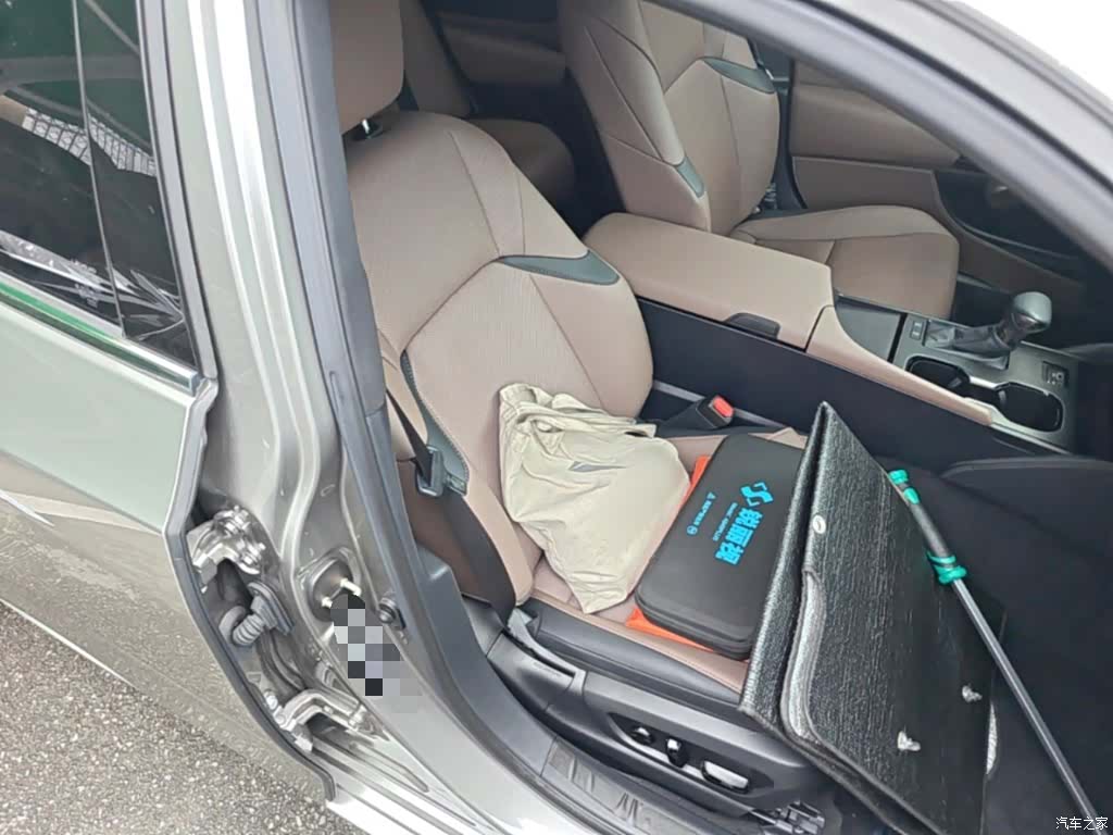 Lexus ES, 2024 25