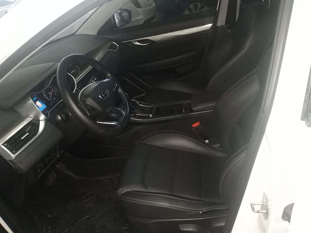 Geely Emgrand, 2020 11