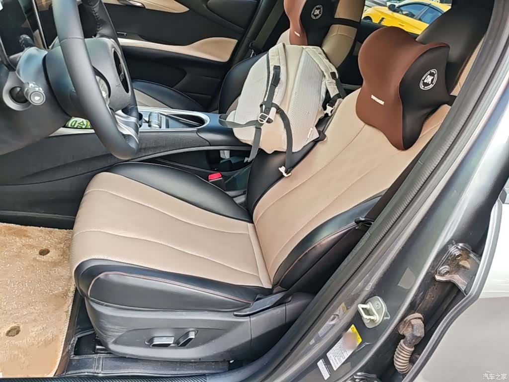 BYD Dolphin, 2023 15