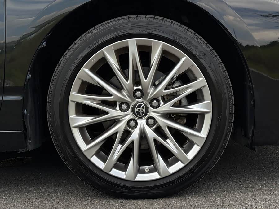 Toyota Avalon 2023, фото 28