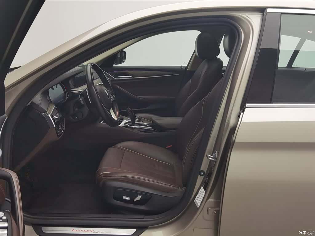 BMW 5 Series, 2018 10