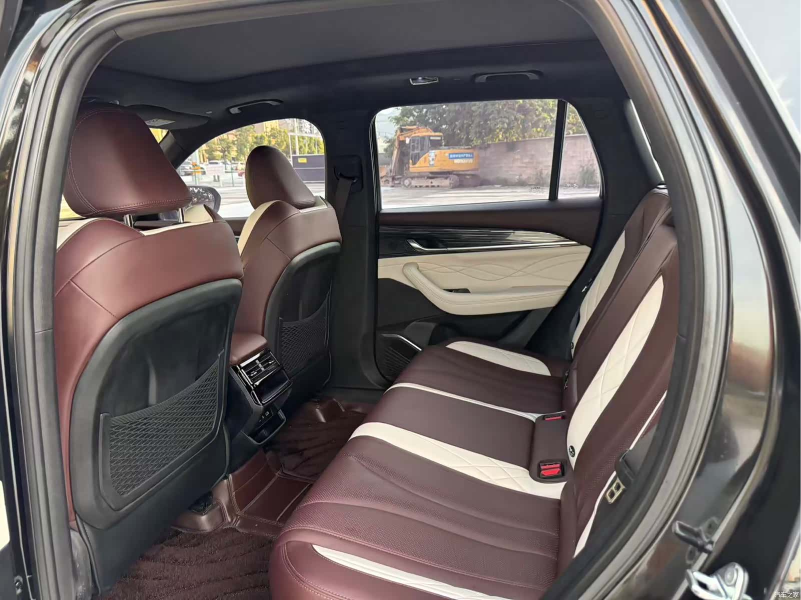 Geely Xingyue L, 2022 все фото
