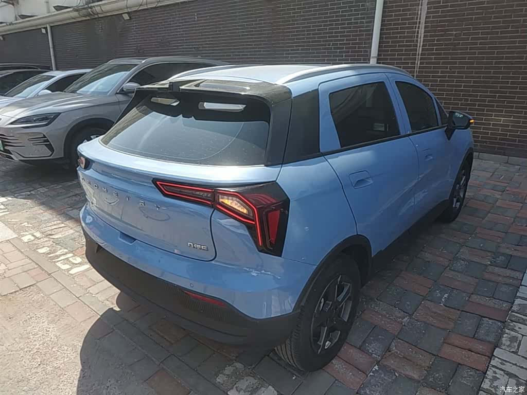 Geely E, 2022 7