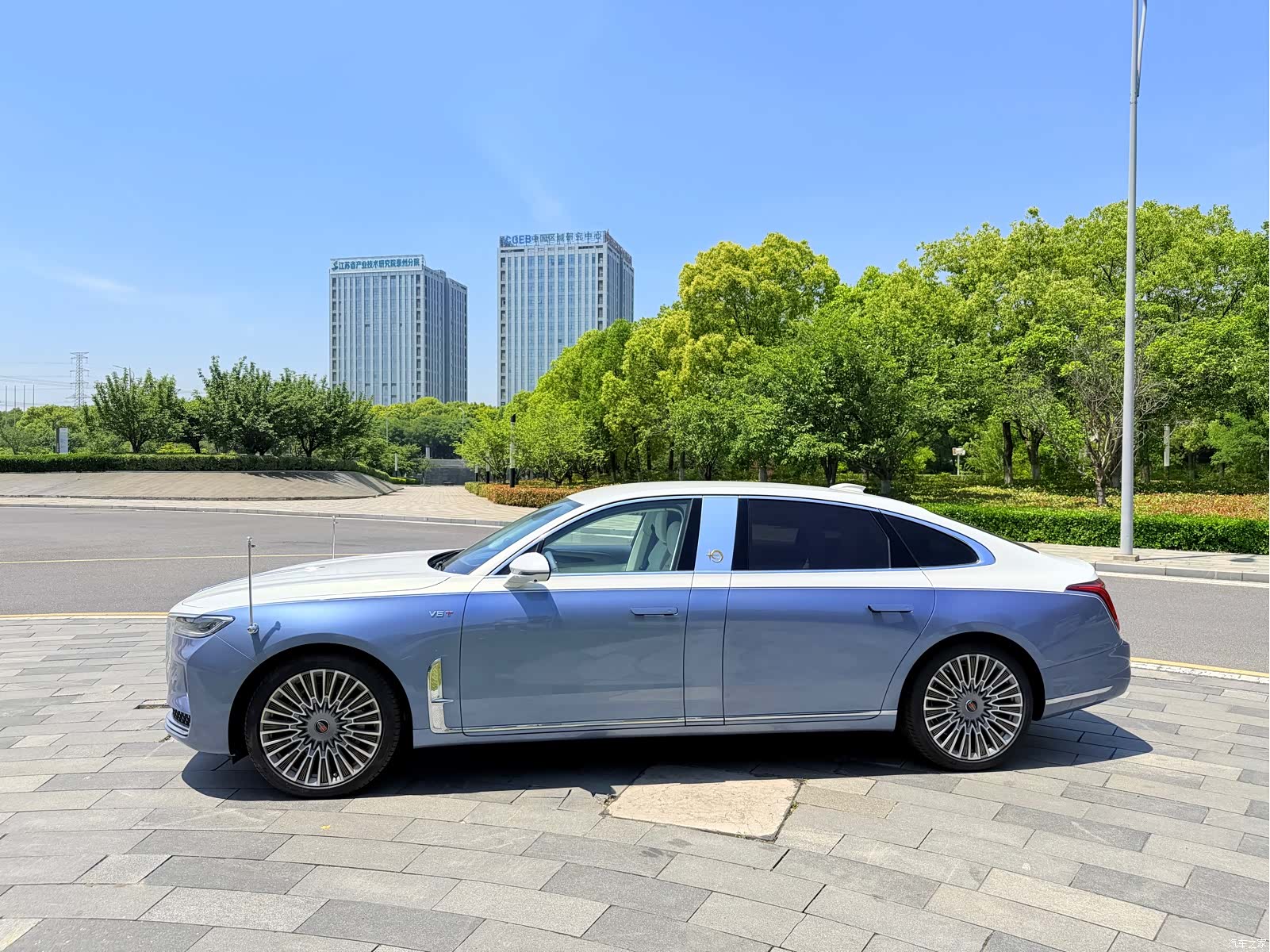 Hongqi H9, 2024 все фото