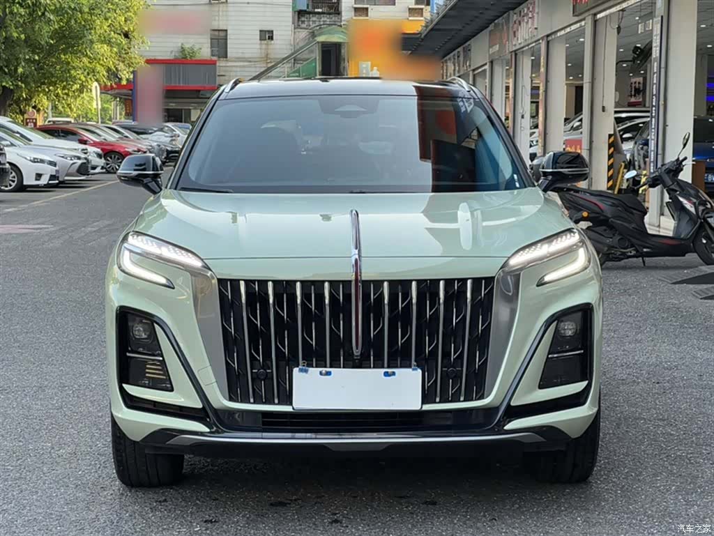 Hongqi HS3, 2023 7