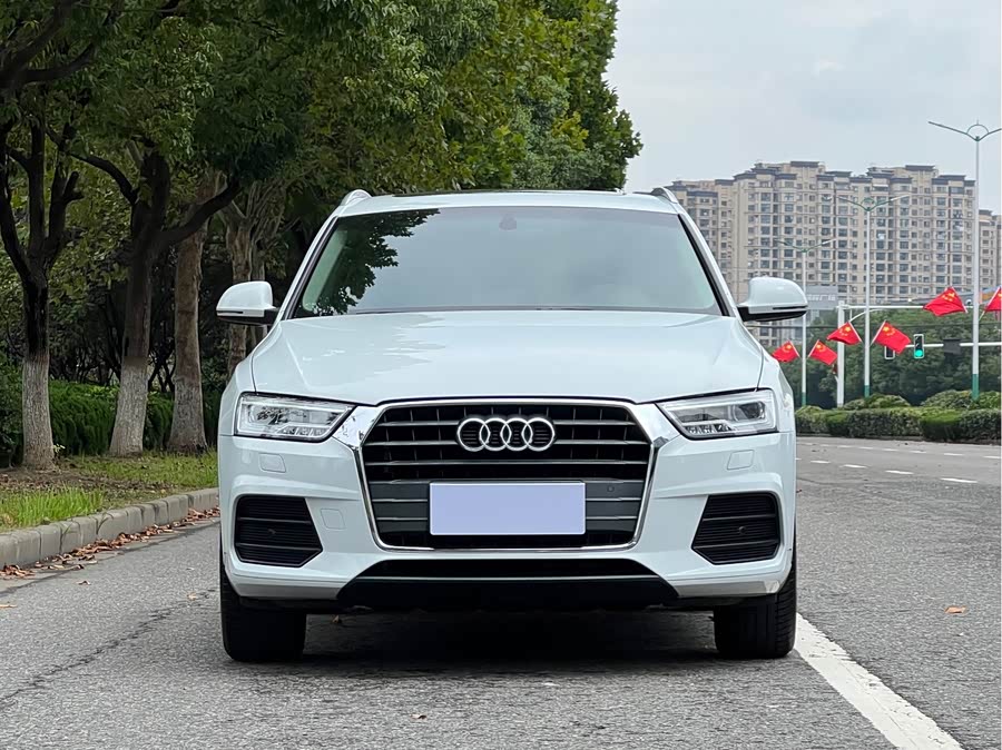 Audi Q3 2018, фото 2