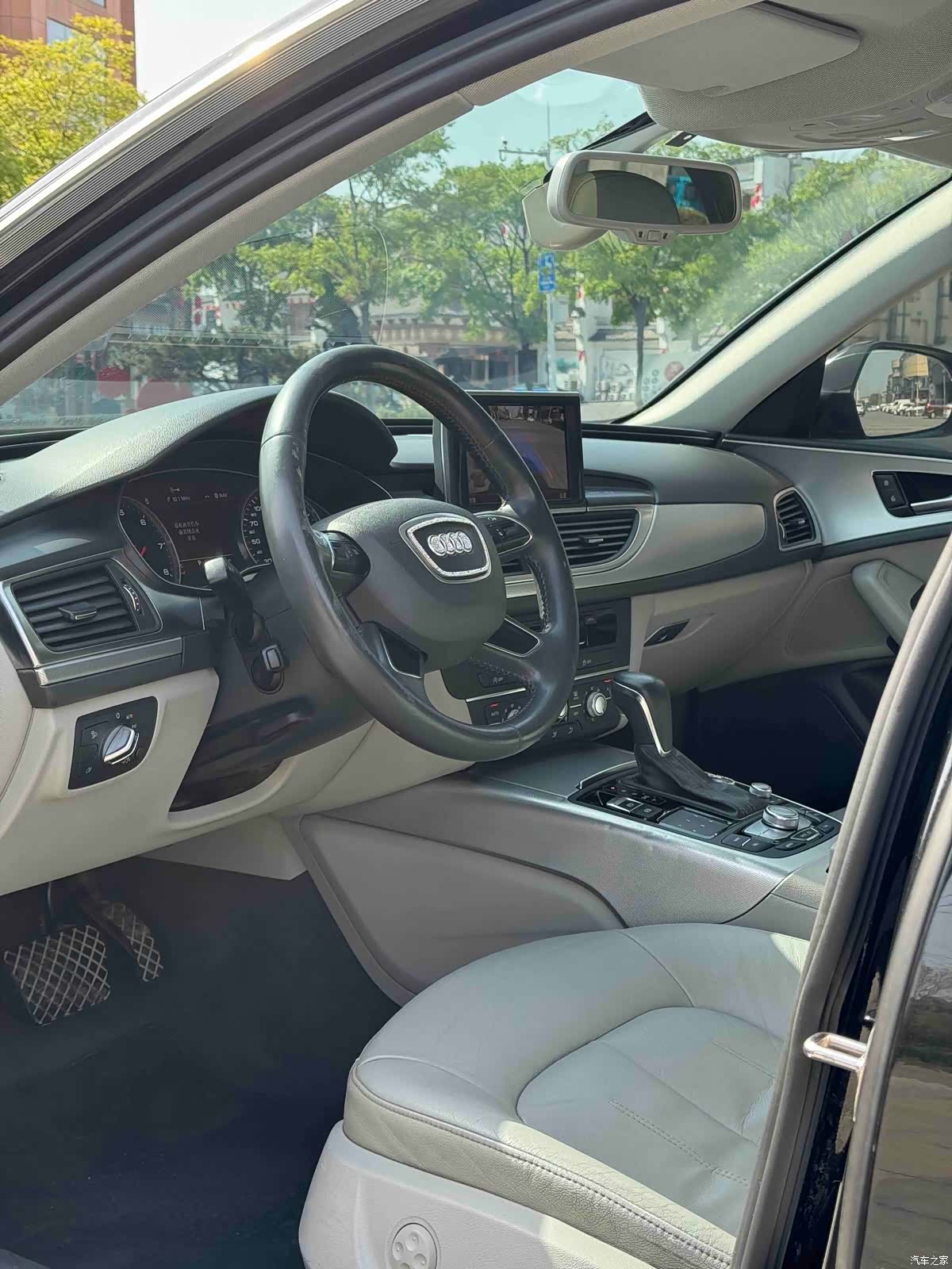 Audi A6L, 2016 4
