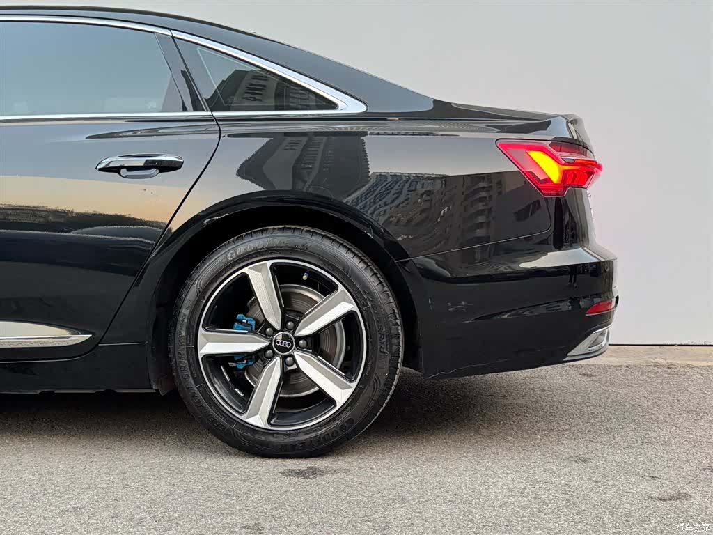 Audi A6L, 2023 26