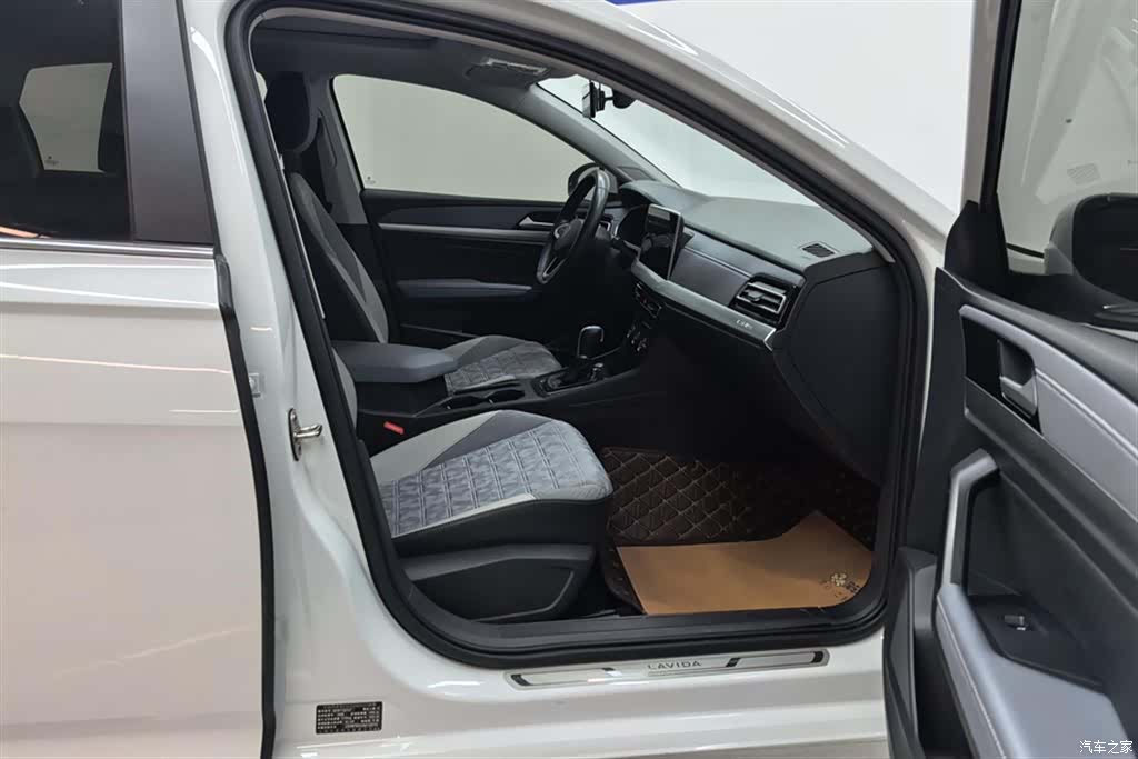 Volkswagen Lavida, 2022 8
