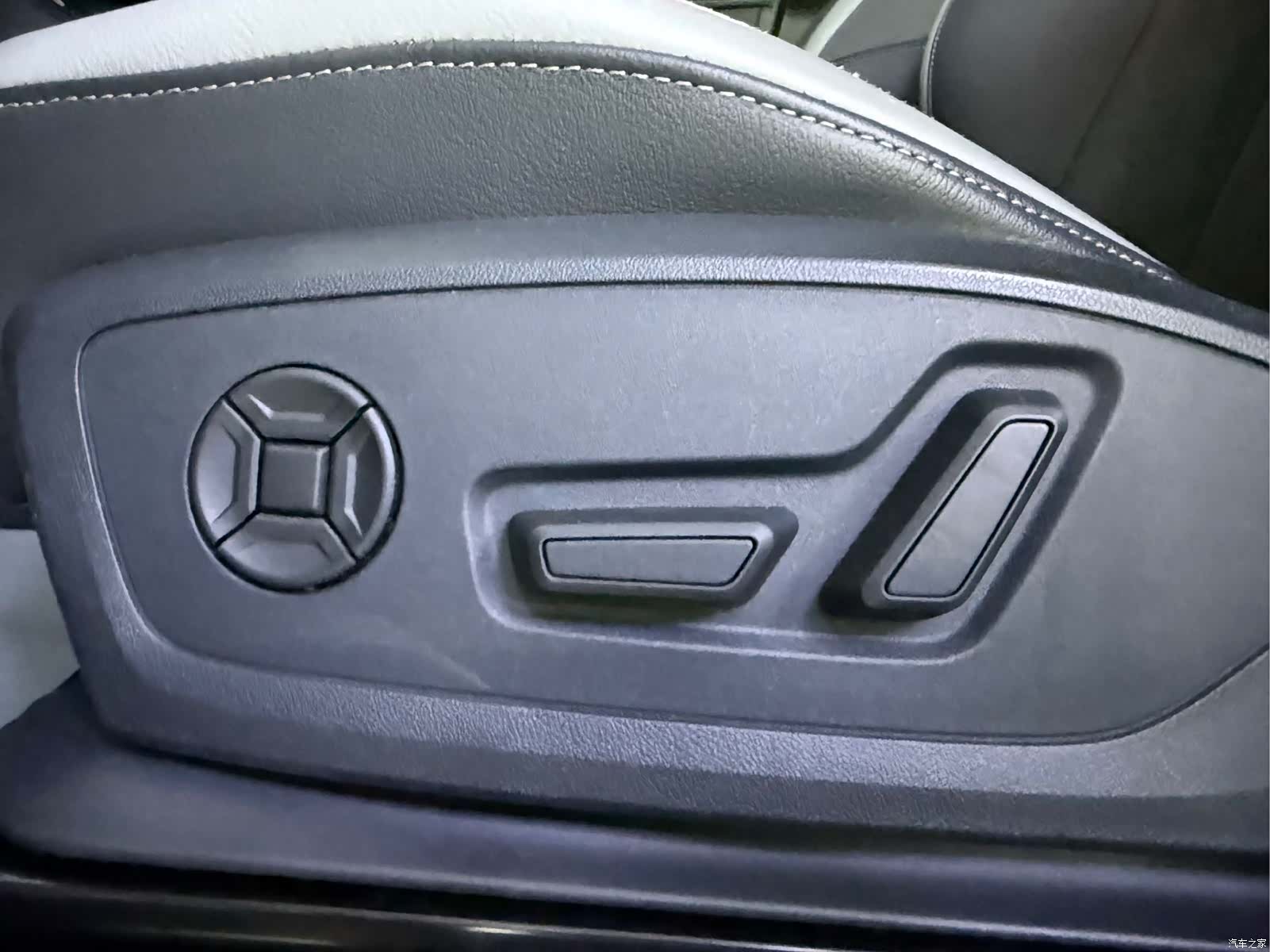 Audi Q3, 2022 19