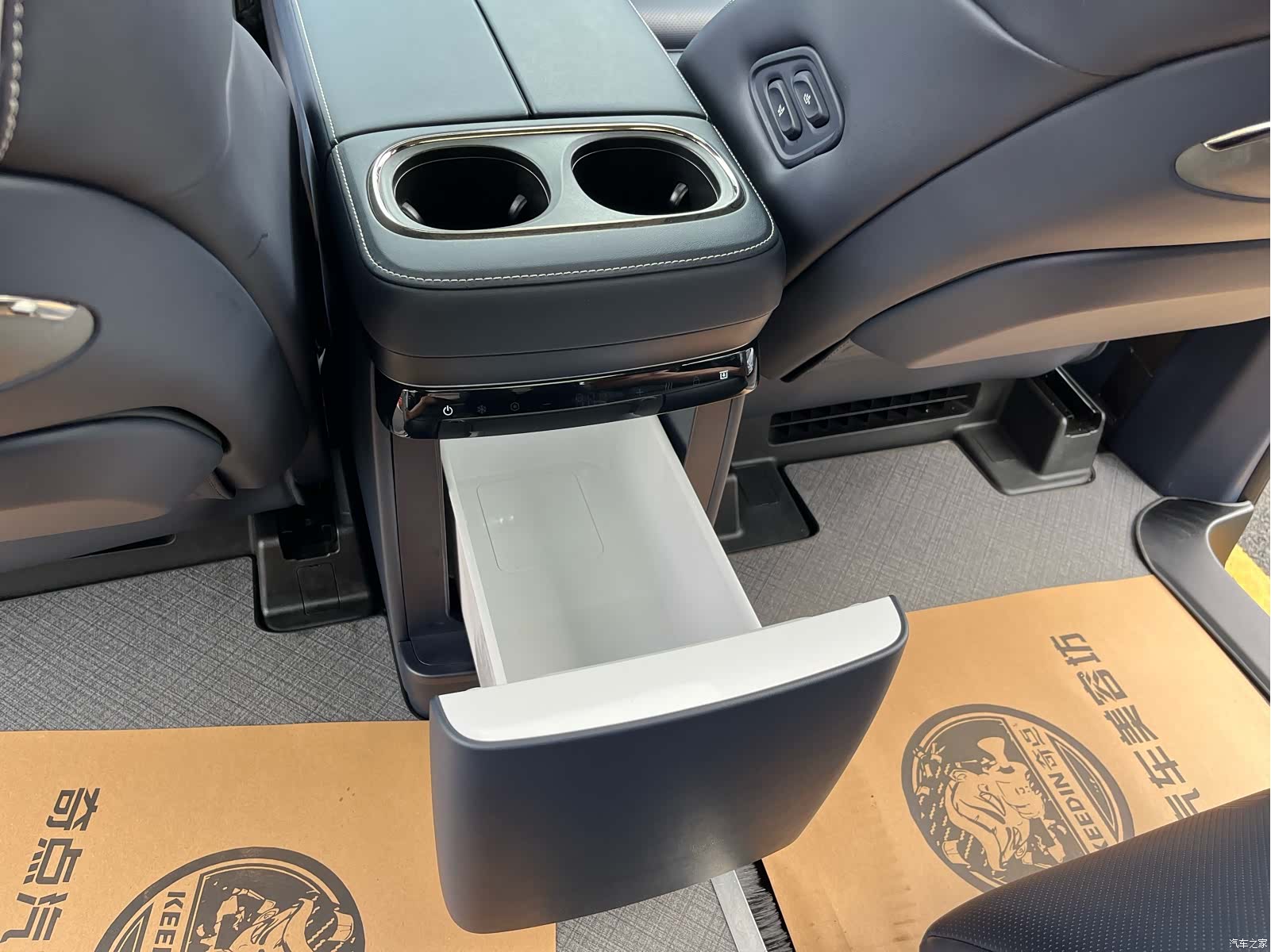 Trumpchi M8, 2025 15