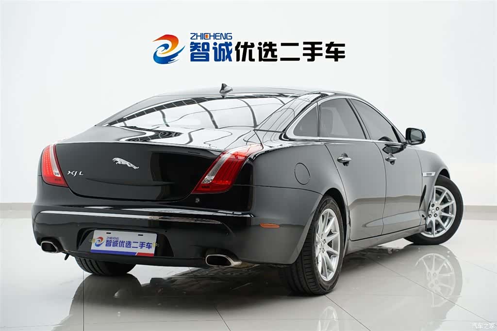 Jaguar XJ, 2013 3