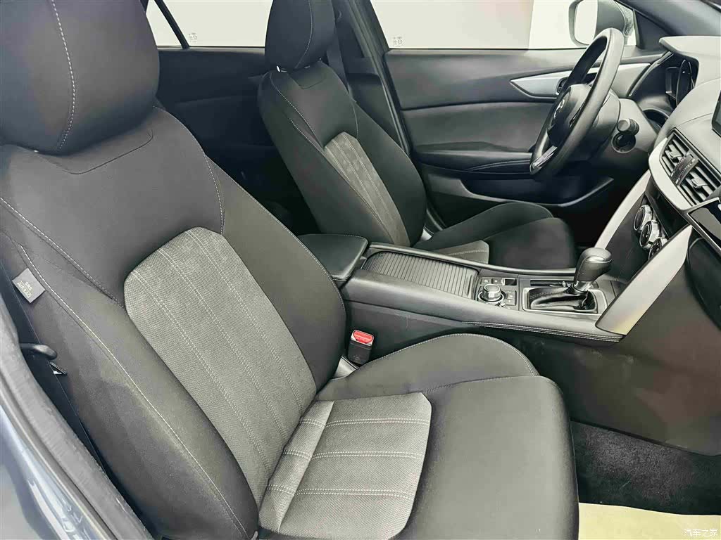 Mazda CX-4, 2018 27