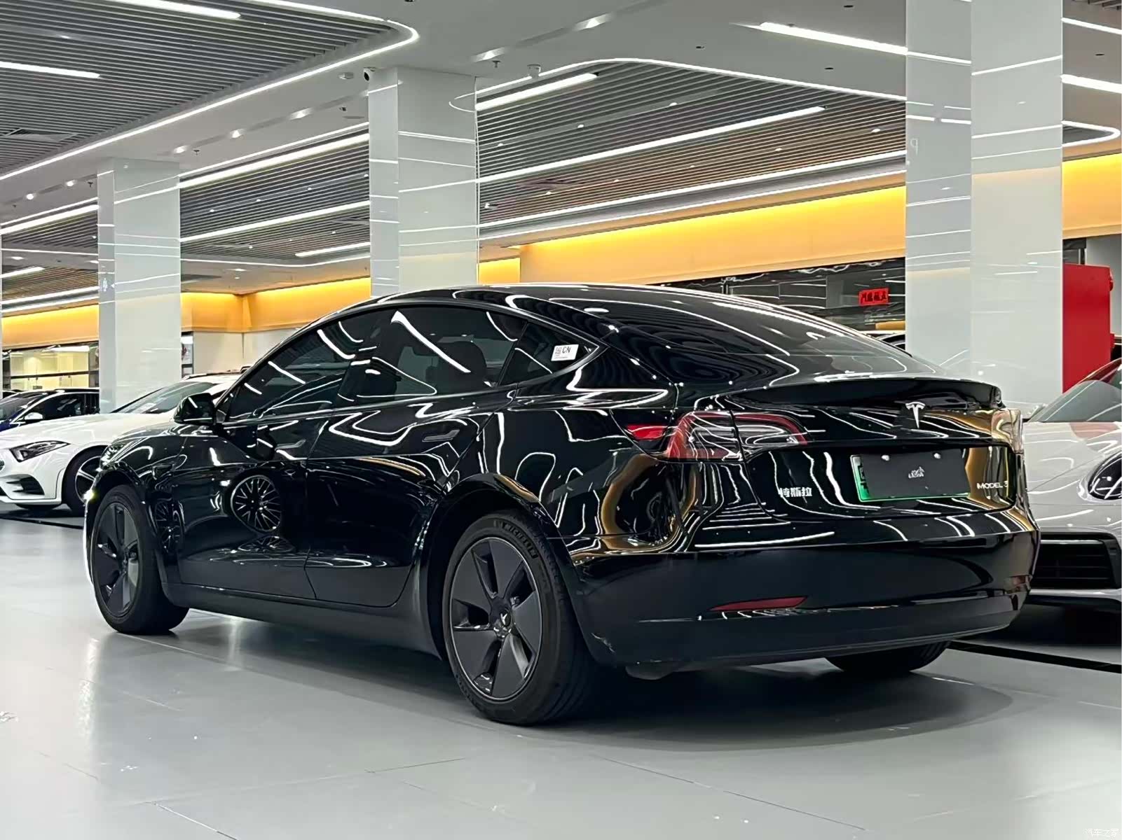 Tesla Model 3, 2023 11