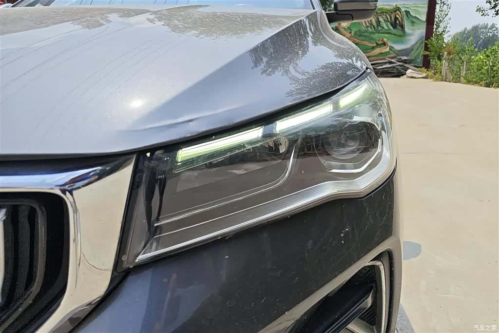 Geely Emgrand, 2023 все фото