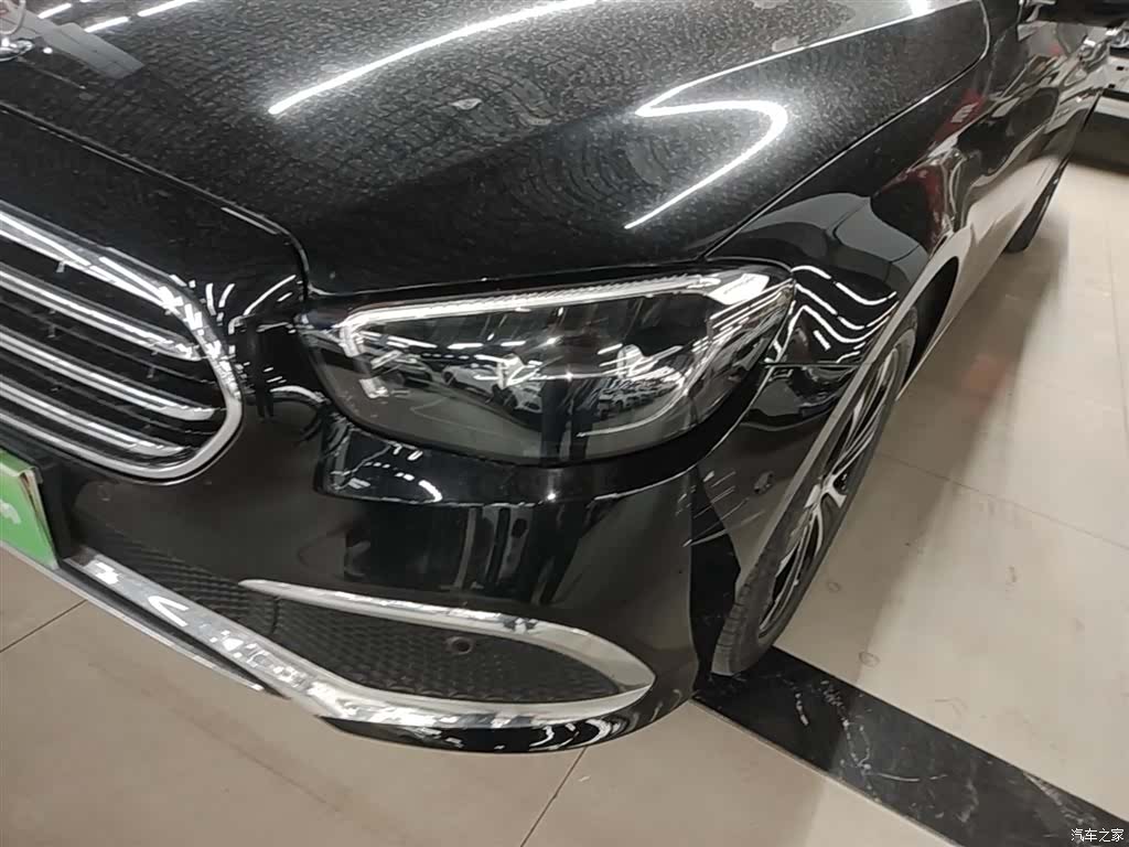 Mercedes-Benz E-Class, 2022 24