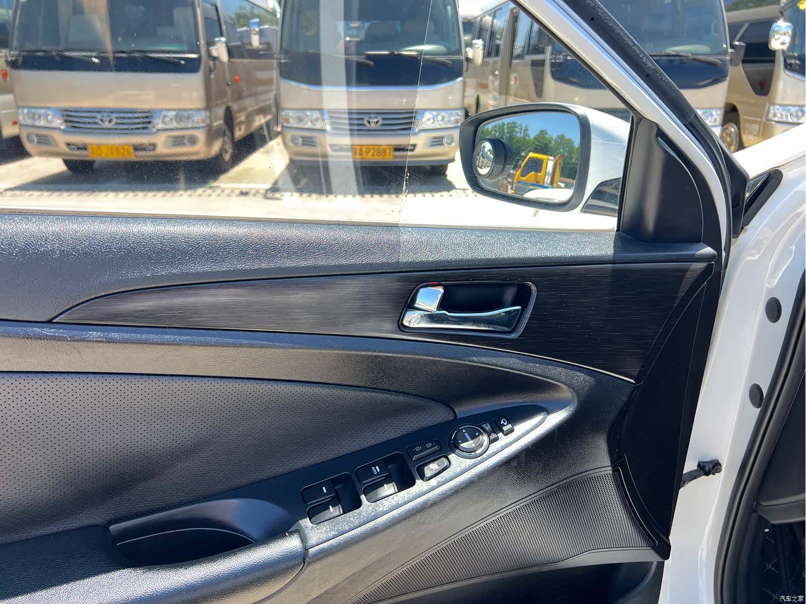 Hyundai Sonata, 2012 7