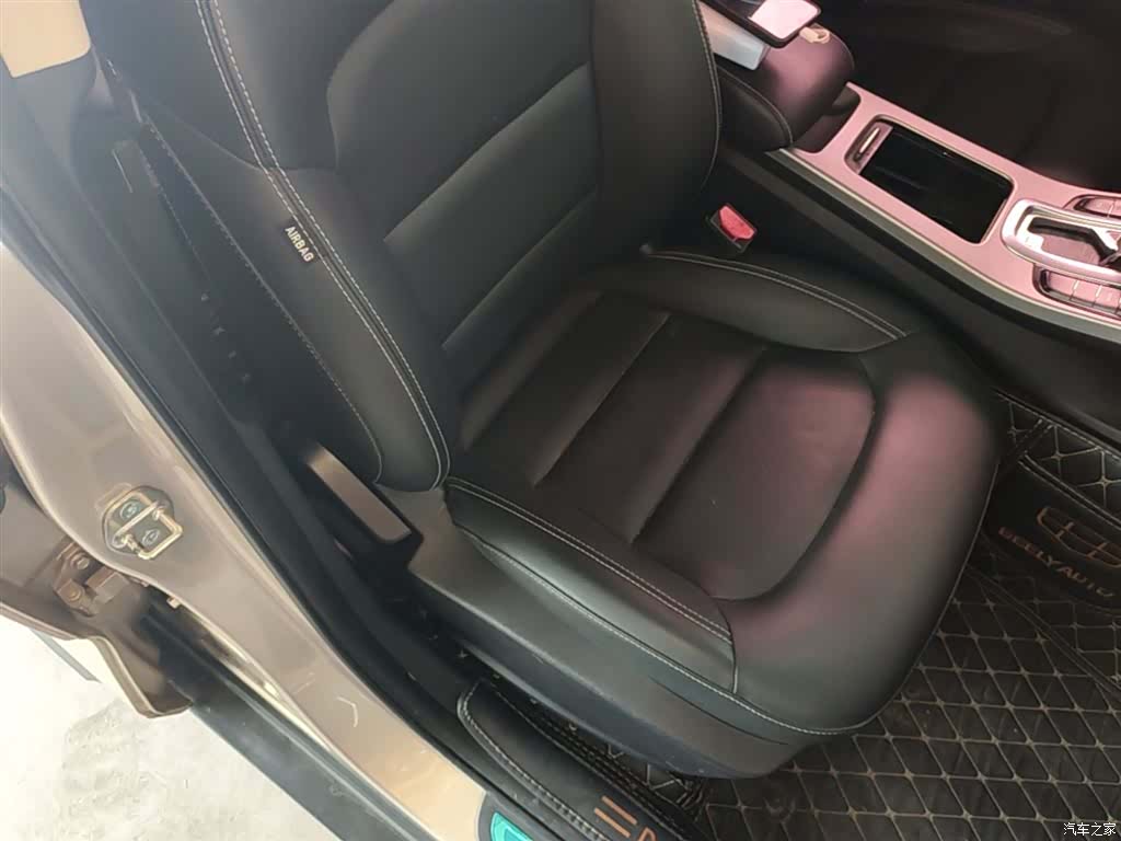 Geely Emgrand, 2018 25