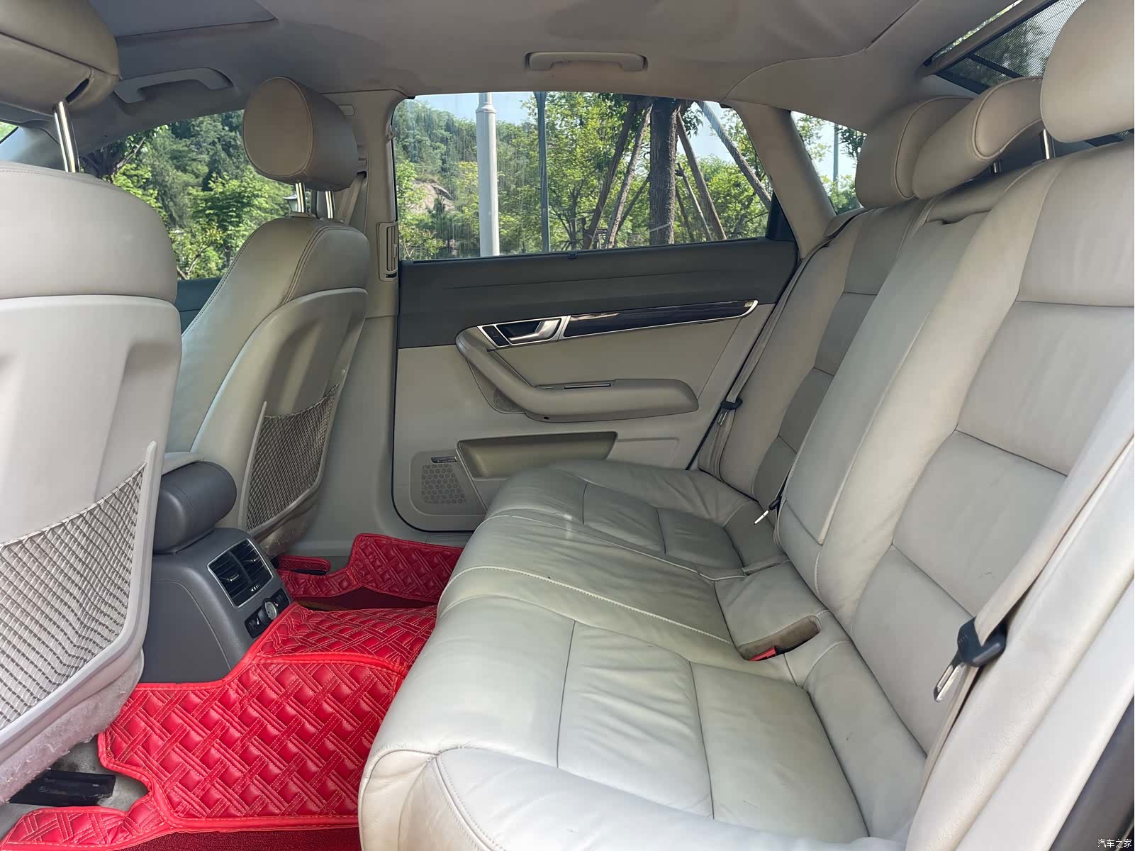 Audi A6L, 2011 18