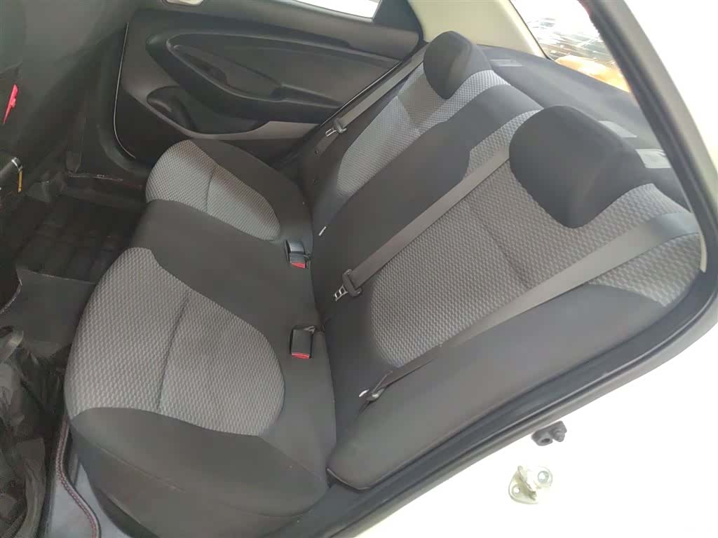 Hyundai V, 2018 13