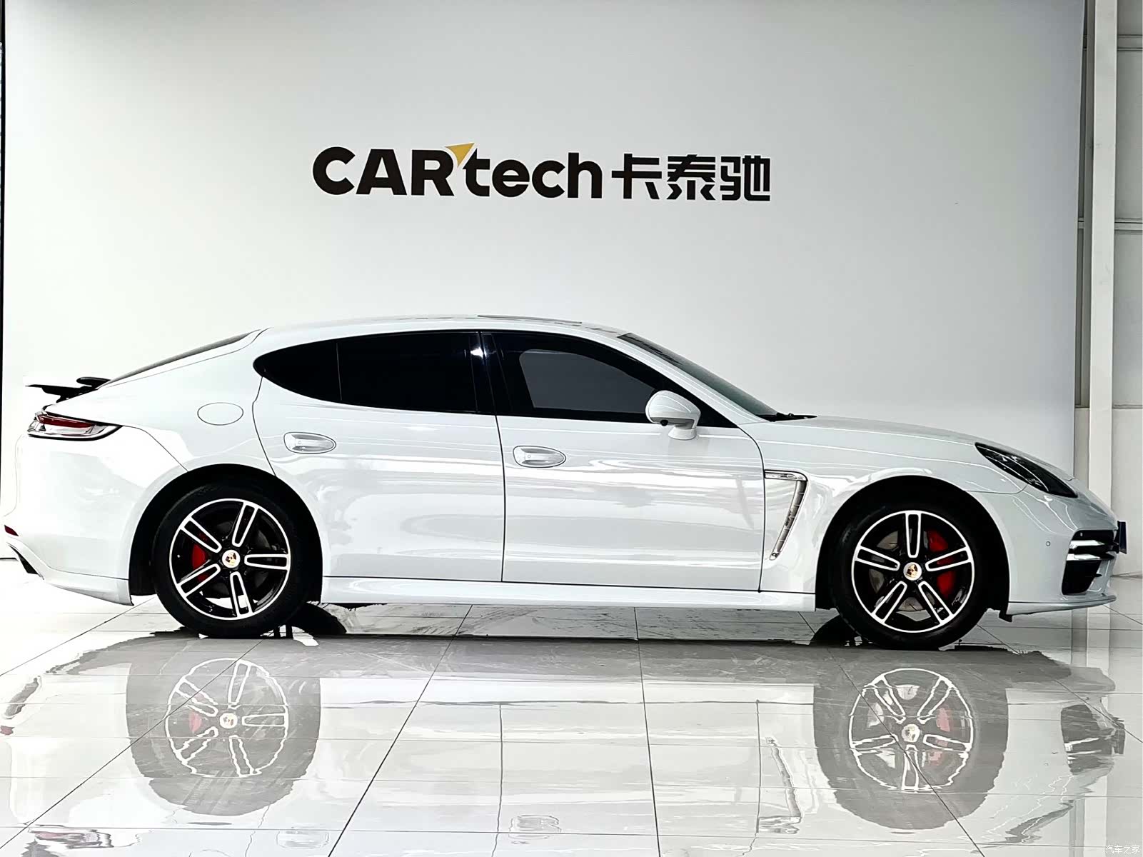 Porsche Panamera, 2013 4