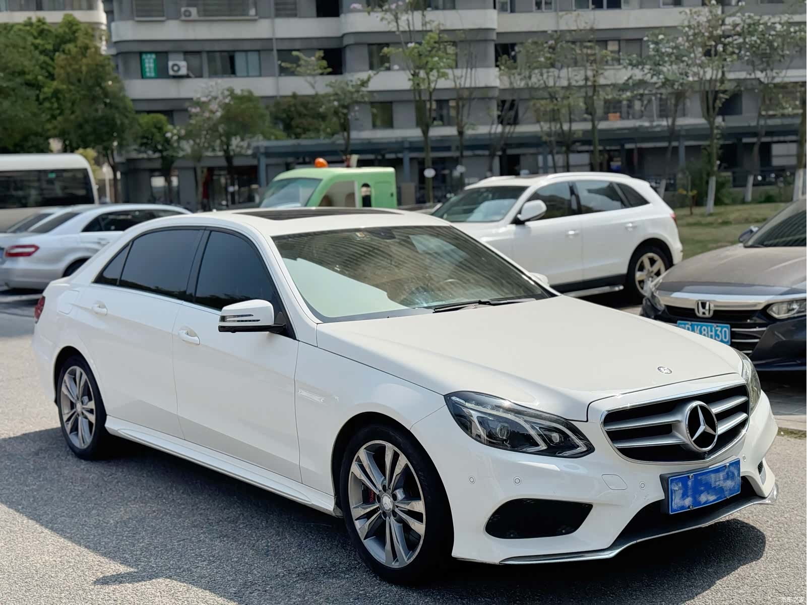 Mercedes-Benz E-Class, 2015 3