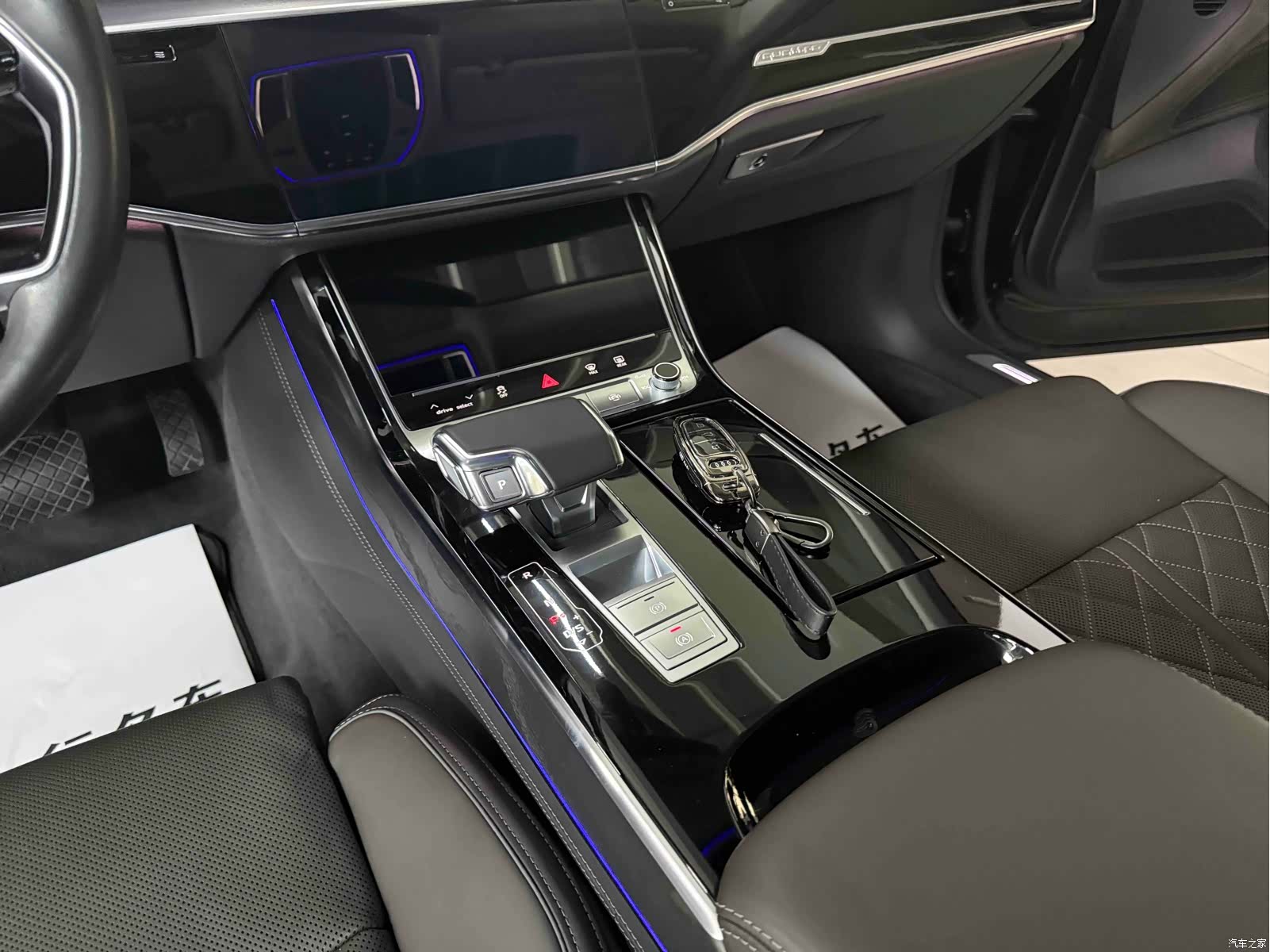 Audi A8L, 2023 16