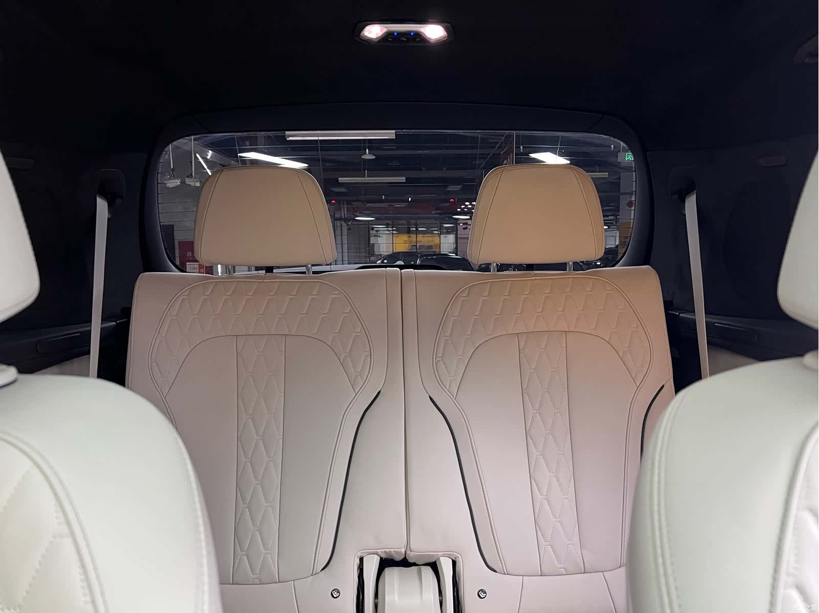 BMW X7, 2021 11