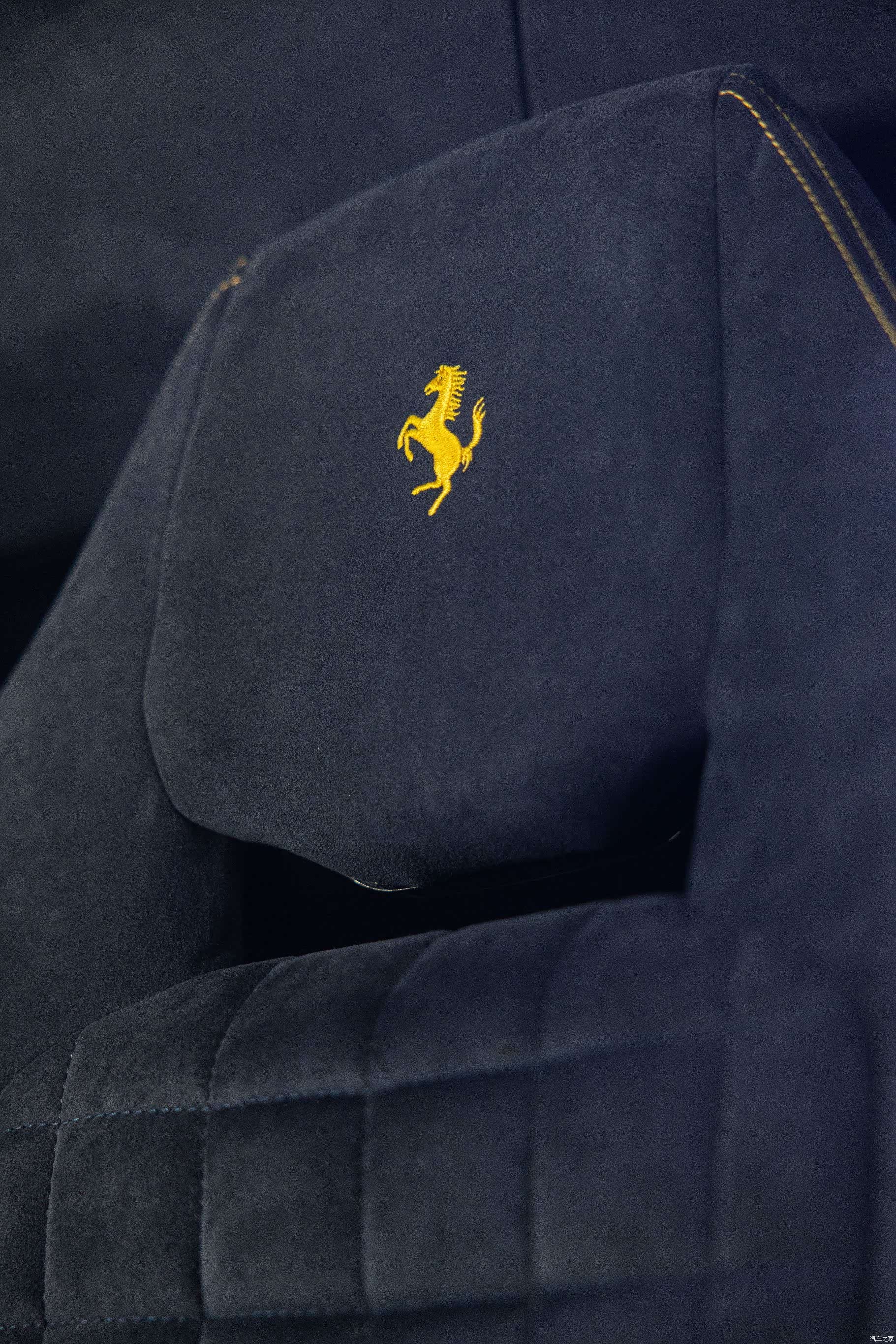 Ferrari 812, 2023 13