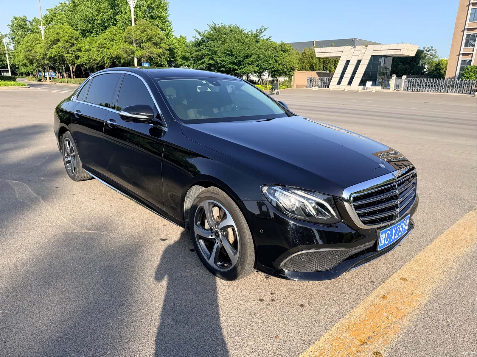 Mercedes-Benz E-Class, 2019 3