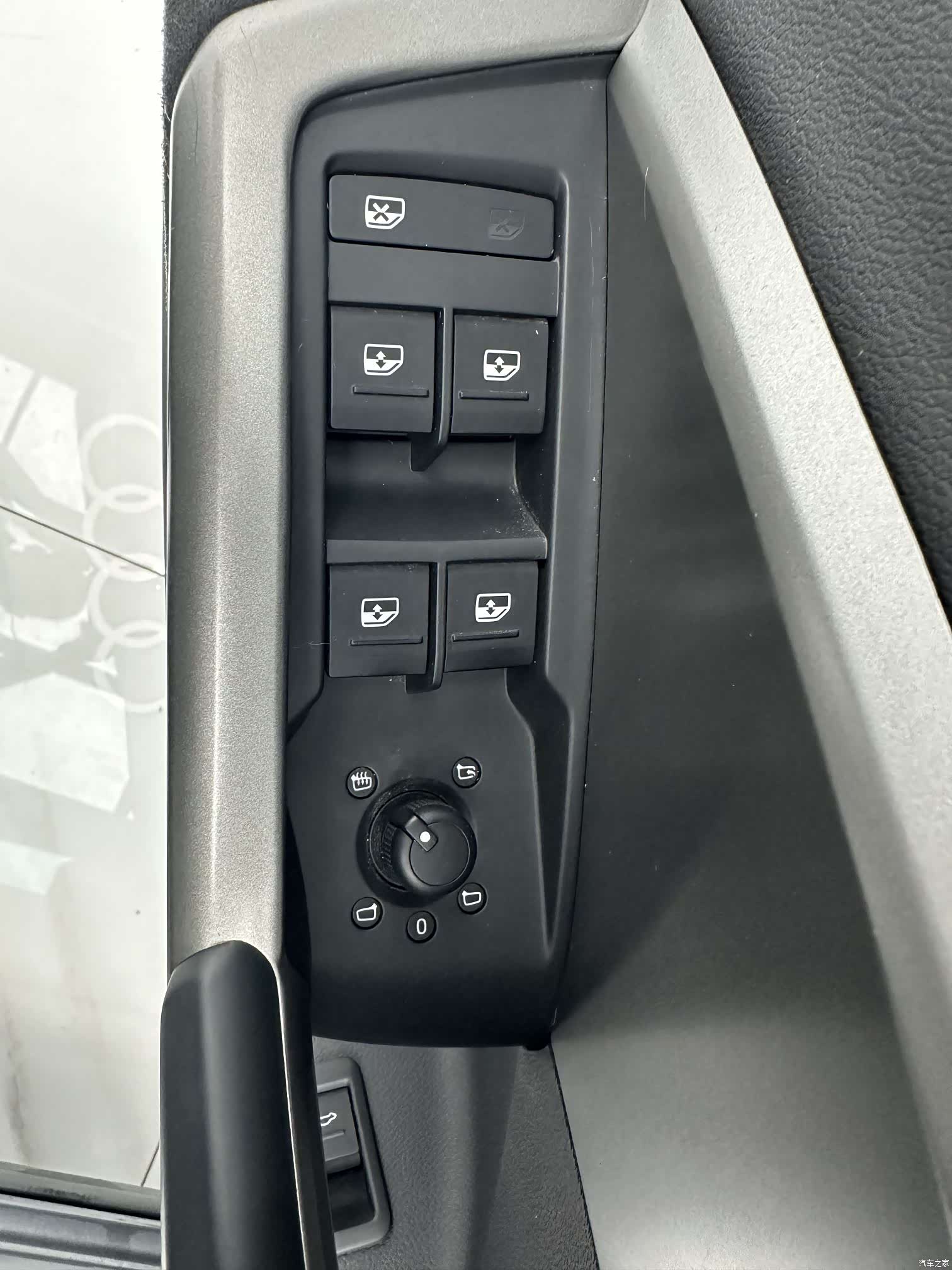 Audi Q3, 2022 12