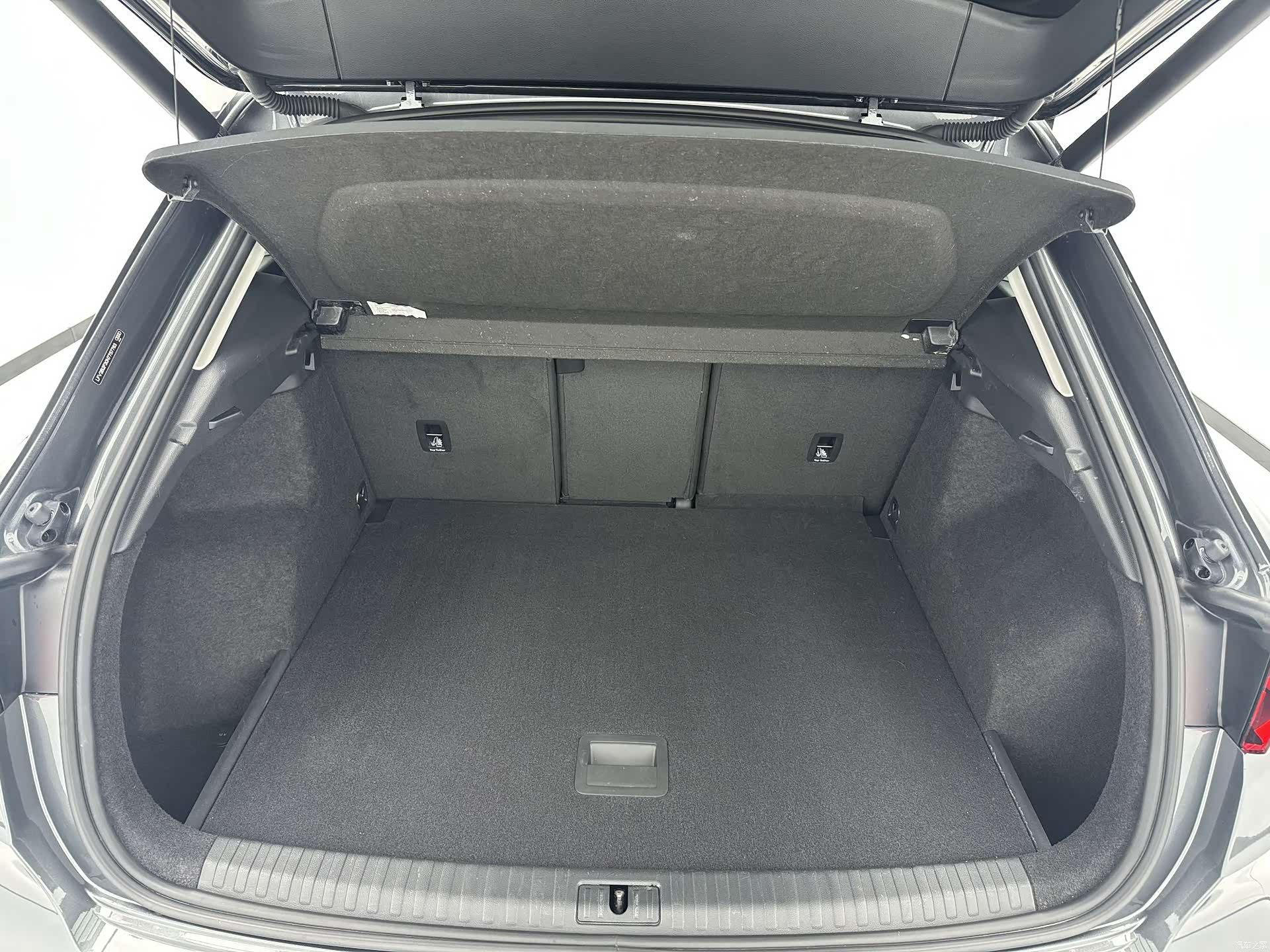 Audi Q3, 2022 18