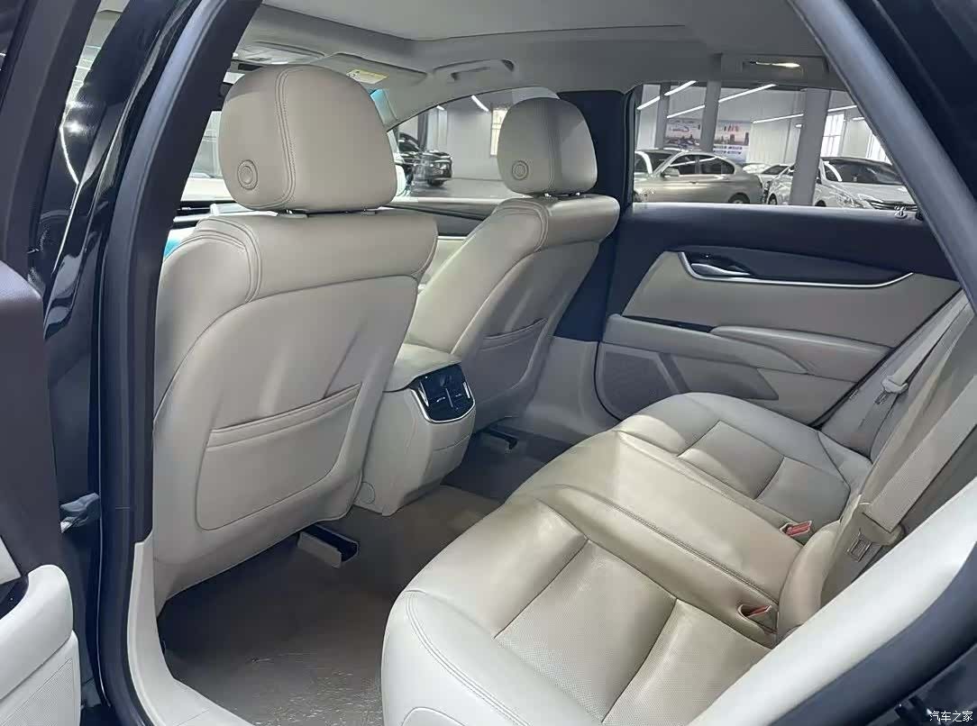 Cadillac XTS, 2016 7