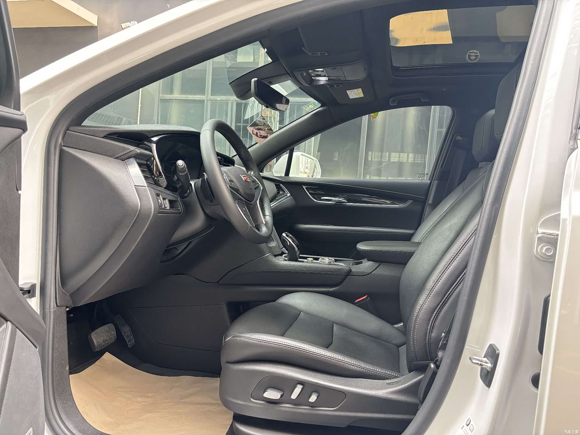 Cadillac XT5, 2020 10