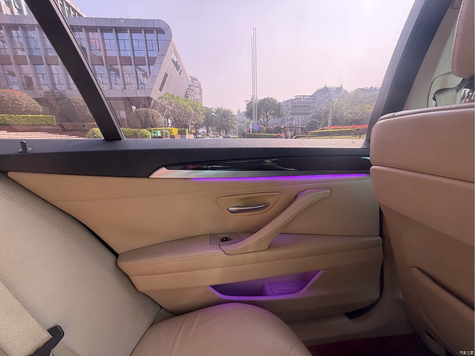 BMW 5 Series, 2011 8