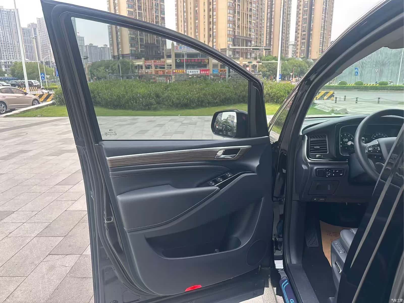Trumpchi M8, 2022 17