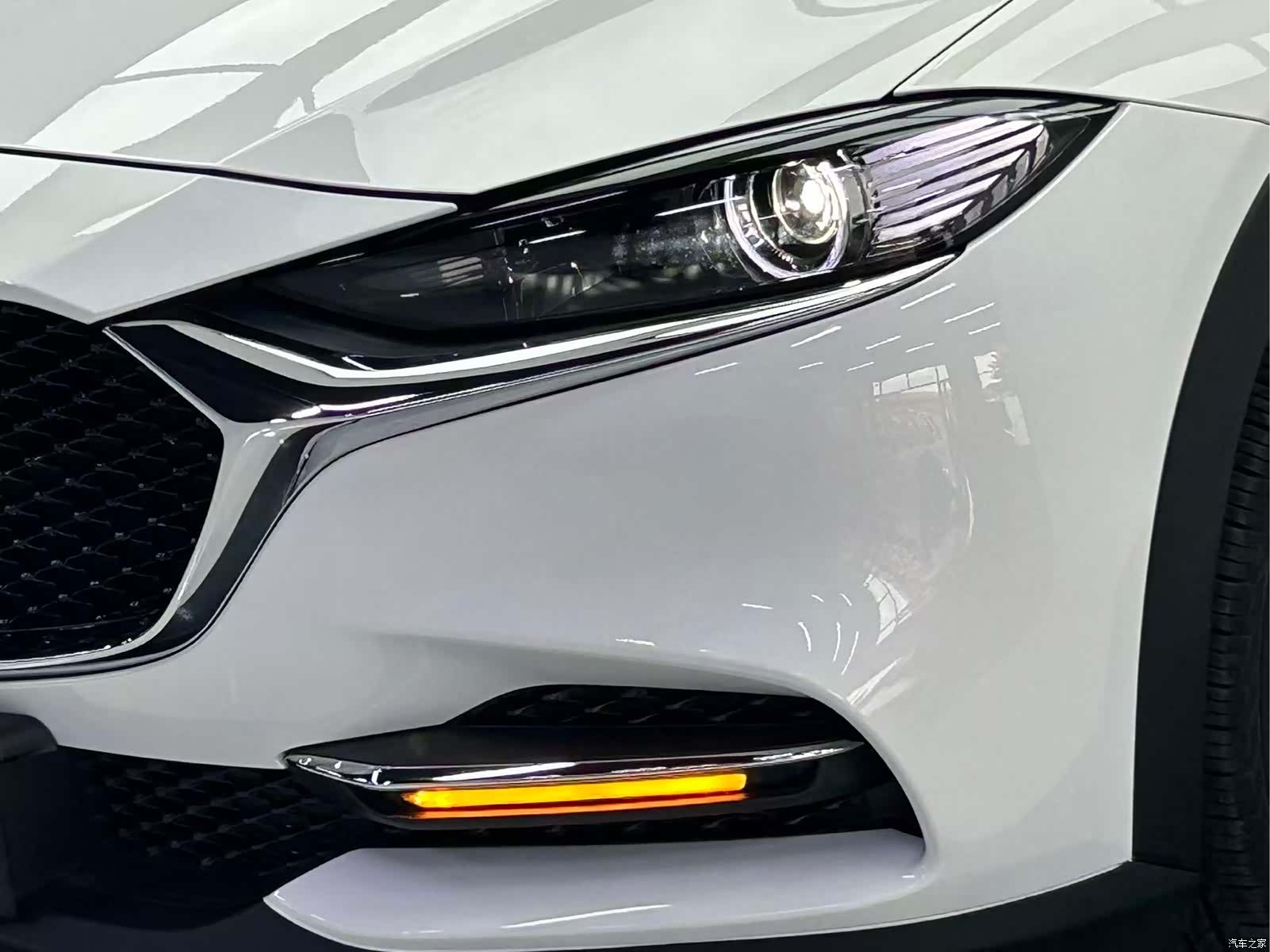 Mazda CX-4, 2023 7