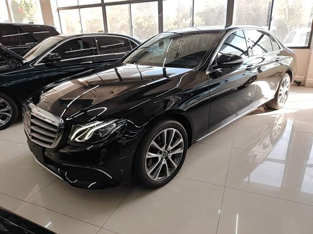 Mercedes-Benz E-Class E 2019 E 300 L Fashion