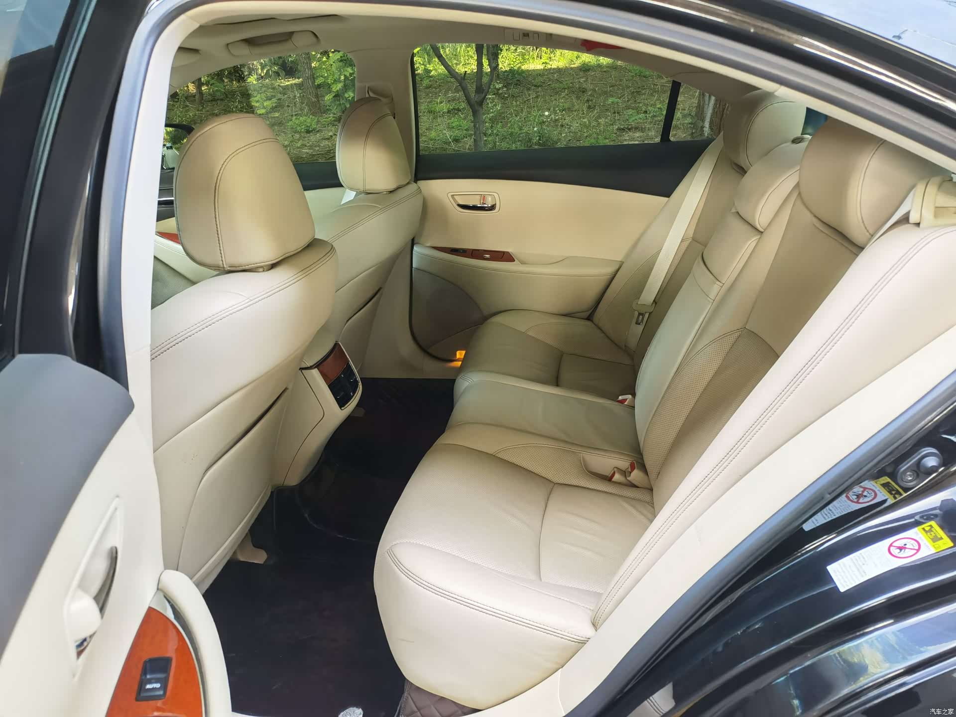 Lexus ES, 2012 10