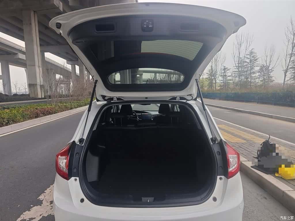 Honda Jade, 2016 19