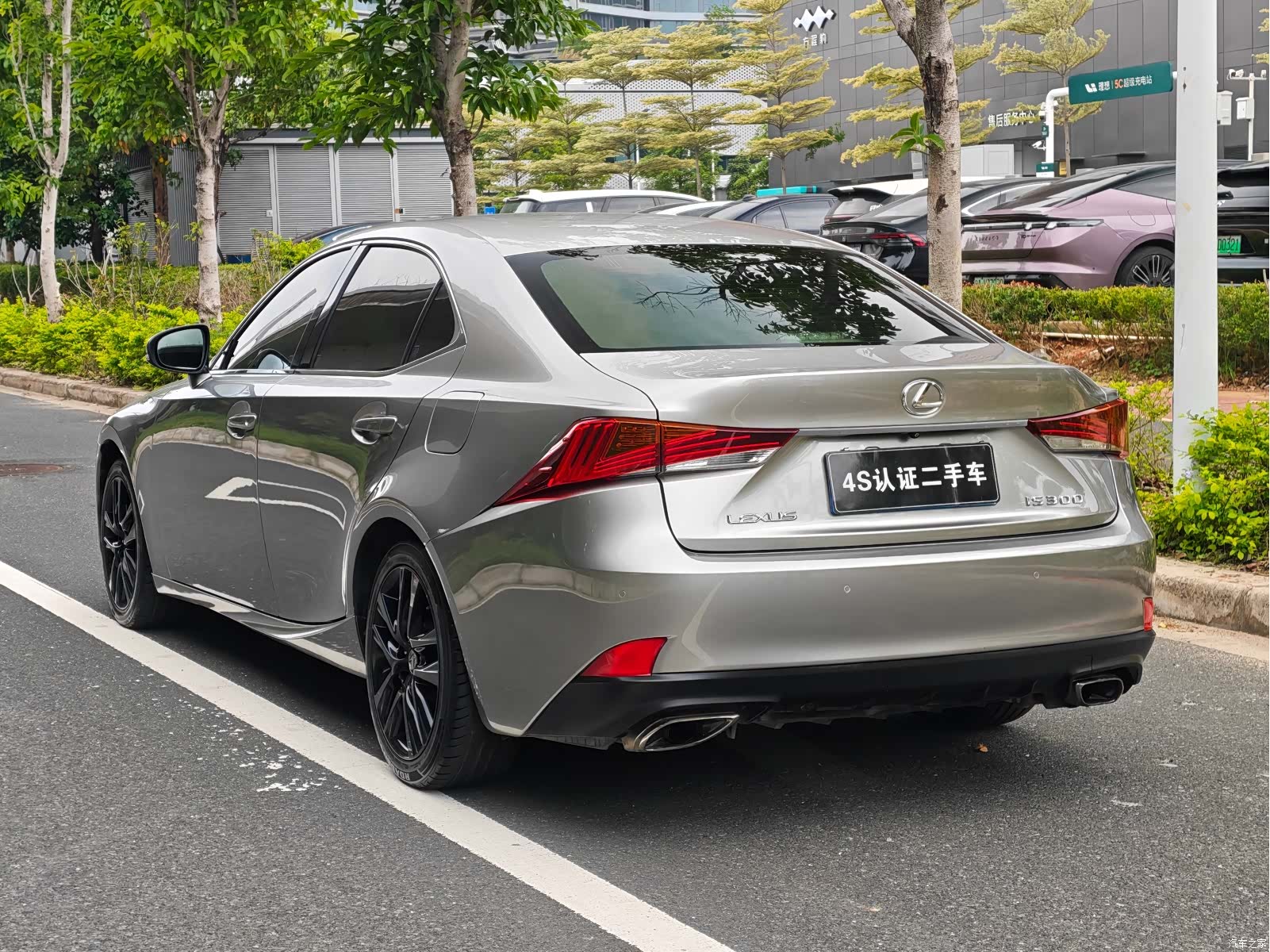 Lexus IS, 2018 6