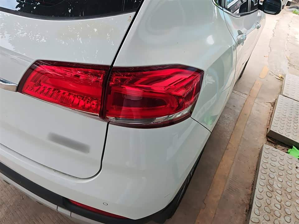 Haval H2s