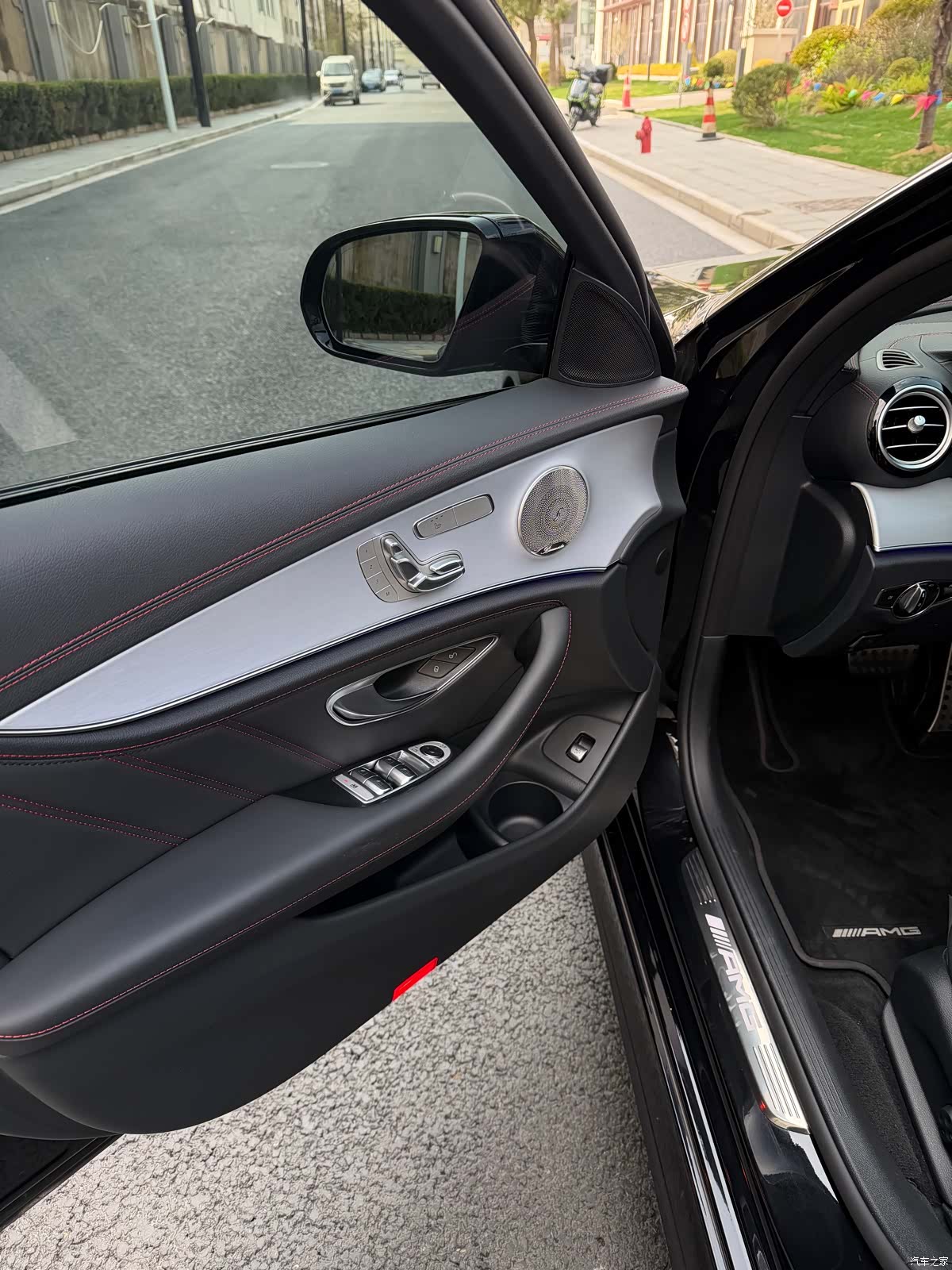 Mercedes-Benz E-Class, 2023 6