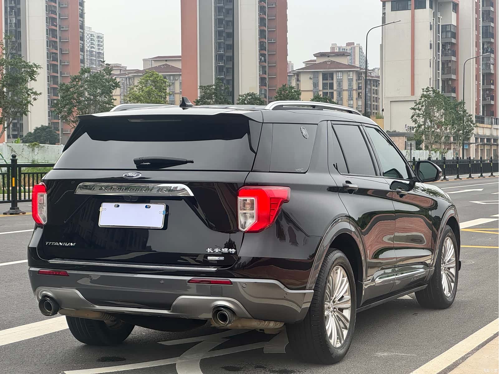 Ford Explorer, 2020 11