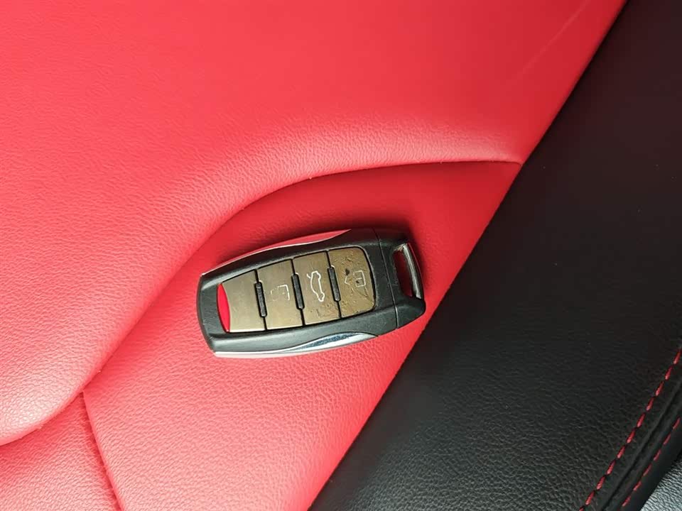 Haval H2s