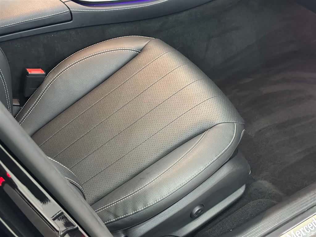 Mercedes-Benz E-Class, 2021 32